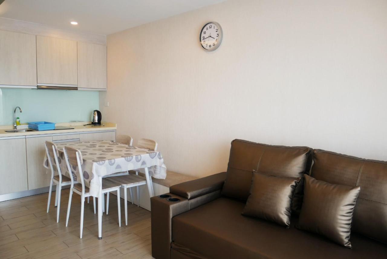 Seven Seas Resort Pattaya & Sofa Bed Джомтьєн-Біч Екстер'єр фото