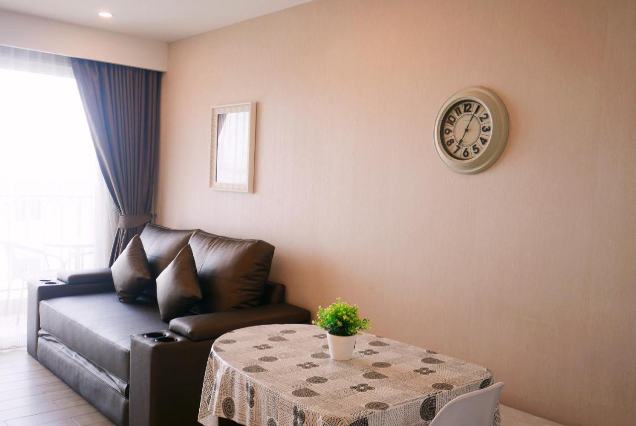 Seven Seas Resort Pattaya & Sofa Bed Джомтьєн-Біч Екстер'єр фото